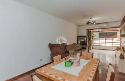 Apartamento à venda de 2 dormitórios 1 vaga  e depósito, no bela vista - porto alegre- rs