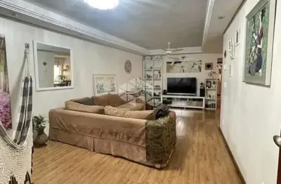 Apartamento com 3 quartos à venda na Avenida Cristóvão Colombo, 69, Floresta, Porto Alegre