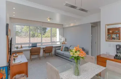 Apartamento de 2 dormitórios, sendo 01 suíte, muito ensolarado e frente leste!