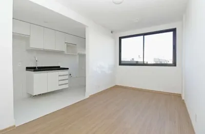 Apartamento com 2 dormitórios, sendo 1 suíte e 1 vaga no bairro azenha