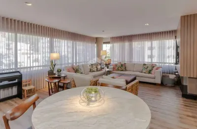 Apartamento 02 suítes semi mobiliado com 02 vagas individuais