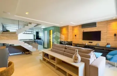 .sobrado com 3 suítes e 315m² à venda em chácara das pedras, porto alegre.