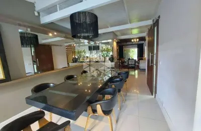 Casa com 3 quartos e 4 banheiros à venda, 323 m² por r$ 1.490.000