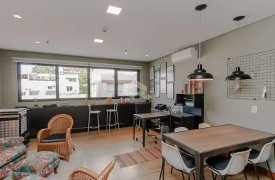 Sala comercial à venda na Avenida Luiz Manoel Gonzaga, 351, Três Figueiras, Porto Alegre