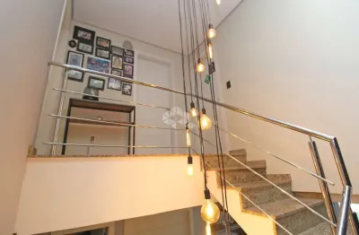 Casa em condomínio 3 dormitórios 3 suítes e 2 vagas bairro nonoai