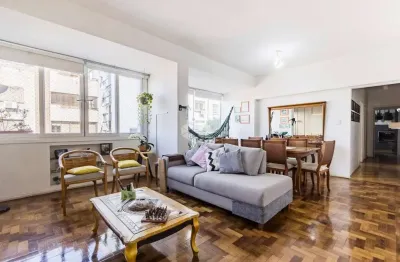 Apartamento com 3 quartos à venda na Avenida Independência, 720, Independência, Porto Alegre