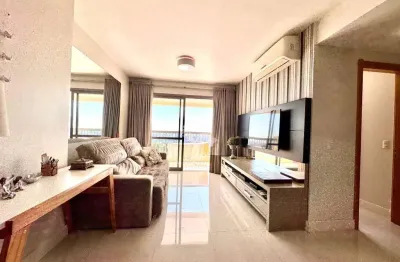 Apartamento dois quartos, com sacada e churrasqueira, no três figueiras