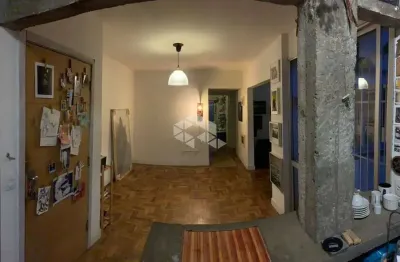 Apartamento de  02 quartos com 71m2 na rua conde de porto alegre, bairro floresta