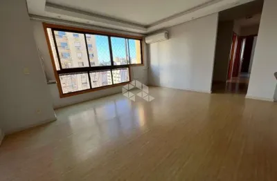 Apartamento com 3 quartos à venda na Avenida Grécia, 1100, Passo da Areia, Porto Alegre