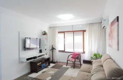 Apartamento 3 dormitórios, 1 suíte, vaga ampla, churrasqueira e salão de festa.