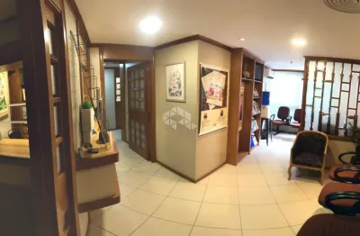 Duas salas comerciais unificadas com 100m²  (aceita propostas)