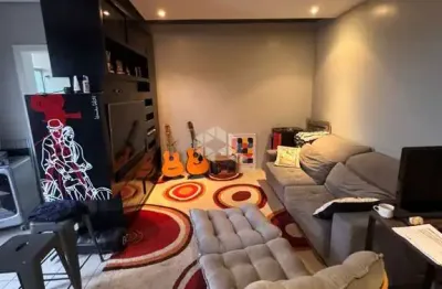 Cobertura à venda 02 quartos e 02 vagas de garagem no bairro menino deus