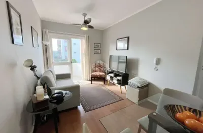 Apartamento reformado de 1 quarto e 1 vaga no bairro jardim botânico