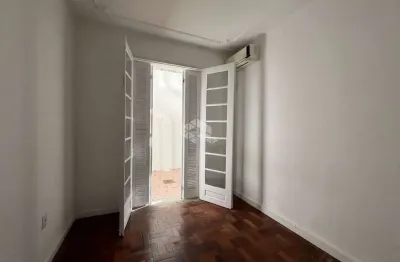 Apartamento com 3 quartos à venda na Rua General João Manoel, 457, Centro Histórico, Porto Alegre