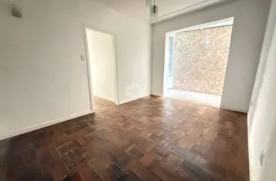 Apartamento com 3 quartos à venda na Rua General João Manoel, 457, Centro Histórico, Porto Alegre