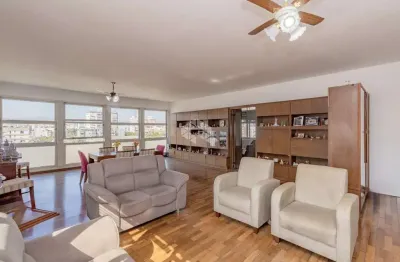 Apartamento de 280m, 4 quartos 1 vaga de garagem no bairro farroupilha