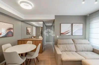 Apartamento 2 dormitórios decorado , 1 suíte e 1 vaga  no bairro higienópolis