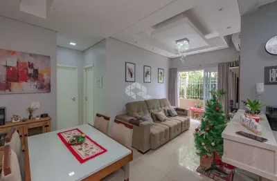 Apartamento garden de 2 dormitórios em condomínio completo, pertinho de tudo!