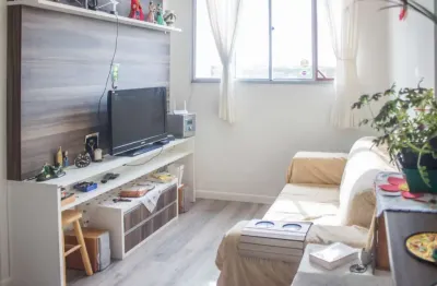 Apartamento com 2 quartos à venda na Rua Engenheiro Sadi Castro, 891, Sarandi, Porto Alegre