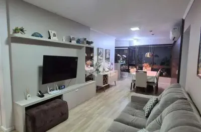 Apartamento com 89m² e 3 dormitórios, 1 suíte, 2 vagas no bairro Vila Ipiranga em Porto Alegre