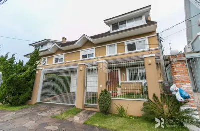 Casa, na vila assunção! 3 dormitórios com 2 vagas de garagem