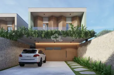 Casa no coração da zona sul  - assunção -04 suites sendo uma no térreo.