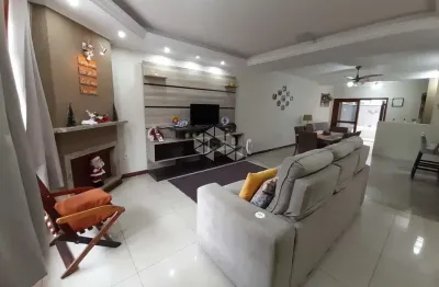 Casa com 3 quartos à venda na Rua Pau Brasil, 617, Hípica, Porto Alegre