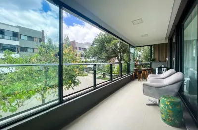 Apartamento com 3 dormitórios, sendo 3 suítes no bairro pedra redonda em porto alegre