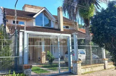 Casa com 3 quartos à venda na Rua Pirajá, 110, Ipanema, Porto Alegre