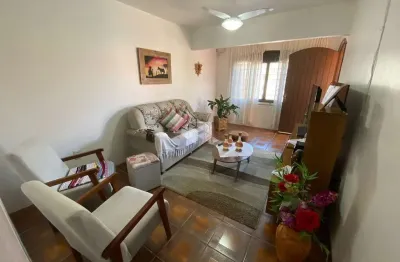 Casa com 3 dormitórios sendo 1 suíte com sacada no bairro espírito santo