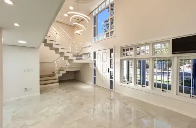 Casa única na chácara das pedras - 356m², terraços e garagem para 6 carros