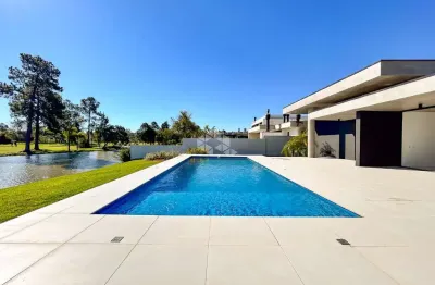 Casa em condomínio fechado com 4 quartos à venda na Avenida Juca Batista, 8000, Belém Novo, Porto Alegre