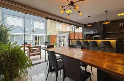 Casa com 3 quartos à venda na Rua Província Autonoma de Trento, 34, Hípica, Porto Alegre