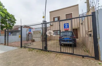 Casa 5 dormitórios 300 m2, 5 banheiros, churrasqueira , terreno de 436 m2 no navegnates