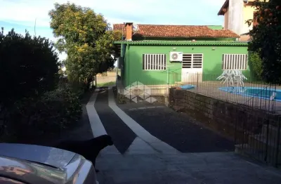 Casa, semimobiliada, na vila nova, por r$850.000,00.