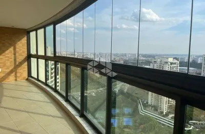 Apartamento à venda, com 3 suítes e 4 vagas no condomínio villaggio de panamby