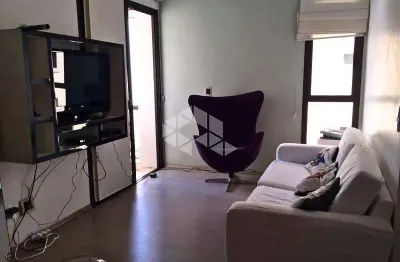 Apartamento à venda, com 1 quarto e 1 vaga em moema