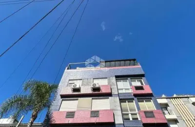 Apartamento 2 dormitorios desocupado, com terraço de 12 metros, garagem.