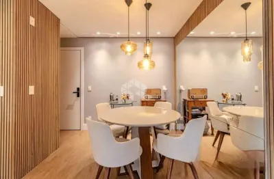 Apartamento mobiliado, 2 dormitórios, 1 suíte, 2 vagas.