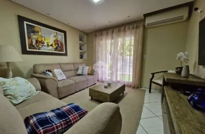 Casa de 4 dormitórios, 3 banheiros, piscina, terraço, churrasqueira vila jardim.