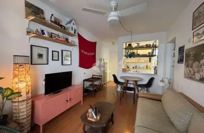 Apartamento no bom fim, 1 dormitório, sacada, semi mobiliado,