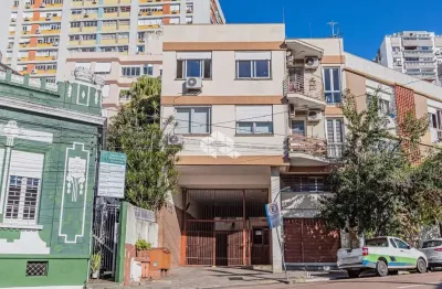 Jkzao desocupado, cozinha, area serviço separada andar alto com vista.