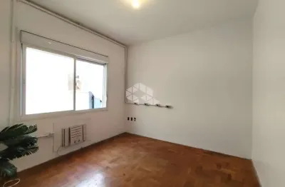 Apartamento de 2 dormitórios no coração do bom fim!!!