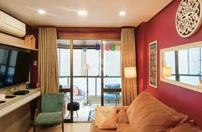 Apartamento 3 dormitórios, 2 varandas, 3 banheiros , 1 closet e 1 vaga à venda no menino deus, porto alegre