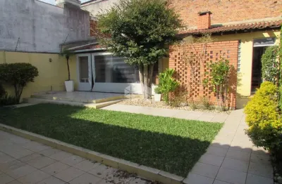 Residência comercial ou residencial nas imediações da teixeira mendes e gecepel