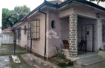 Casa com 4 quartos à venda na Rua Luiz de Camões, 645, Santo Antônio, Porto Alegre