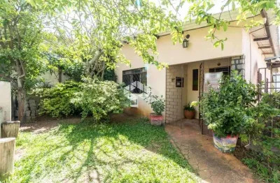 Crédito real vende.casa com 2 dormitórios em terreno com 435m² no bairro chácara das pedras.