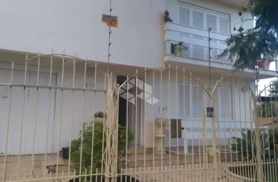 Casa com 4 quartos à venda na Avenida Vinte e Um de Abril, 655, Sarandi, Porto Alegre