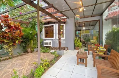 Casa em condomínio no bairro guarujá em porto alegre de 3 dormitórios e 2 vagas