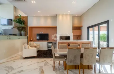 Casa em condomínio com 253m² e 4 dormitórios no bairro alphaville em porto alegre para comprar